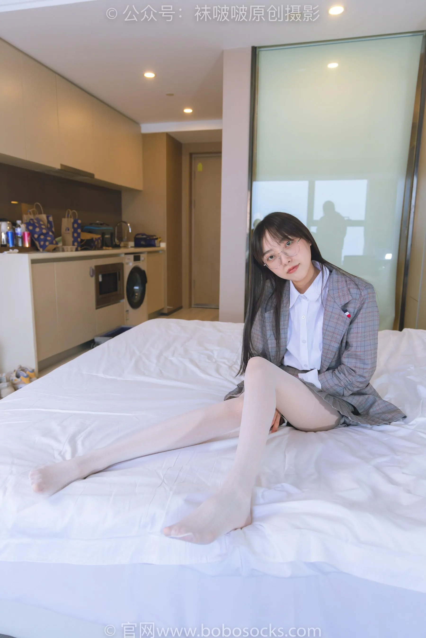 [BoBoSocks袜啵啵]NO.202 稚予-皮鞋、白色蕾丝丝袜、ol风 [87P]插图9